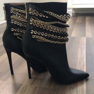 High heel boots